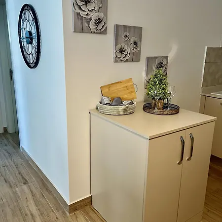 Hg Mare Apartament