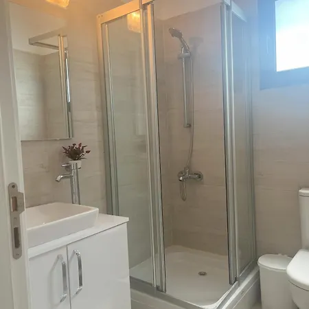 Hg Mare Apartament *