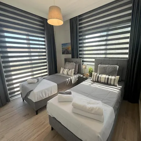 Hg Mare 公寓 凯里尼亚