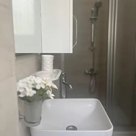 Hg Mare 凯里尼亚